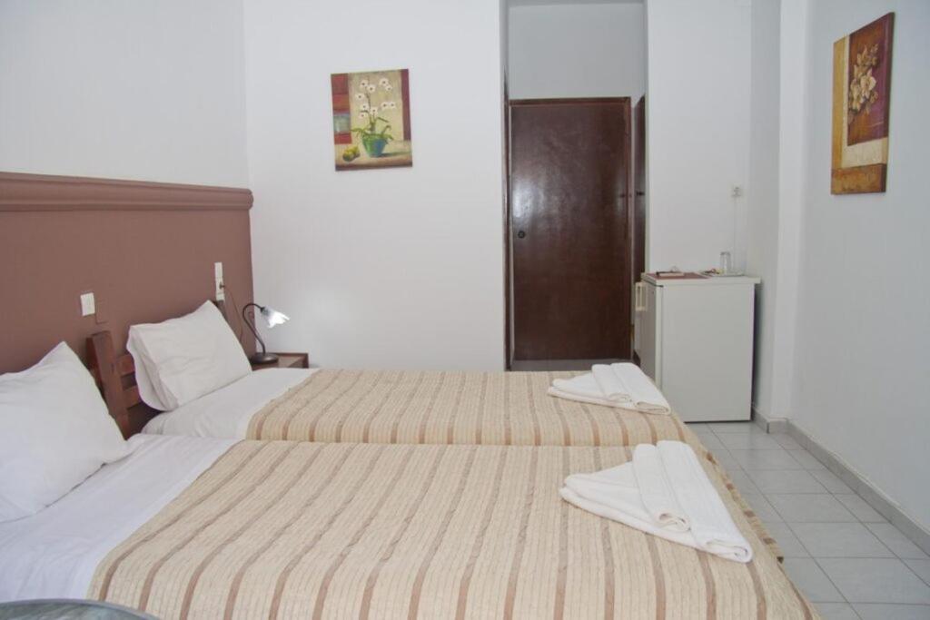 Oyo Kings Hotel Katunayaka Exteriör bild